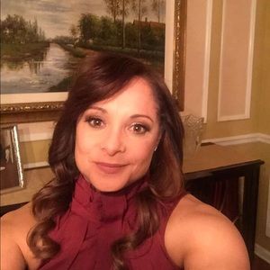 Meet your Posher, Yolanda